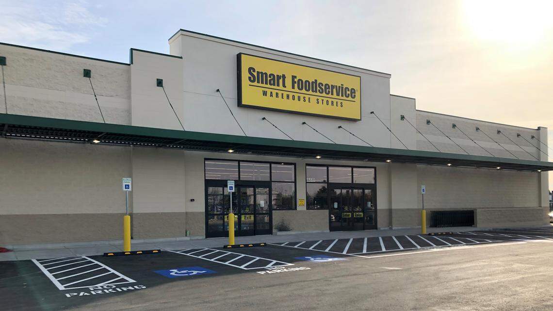 Smart Foodservice, a grocery warehouse chain based in Portland, has opened a new store in Meridian near the intersection of Fairview Avenue and Eagle Road in Meridian.