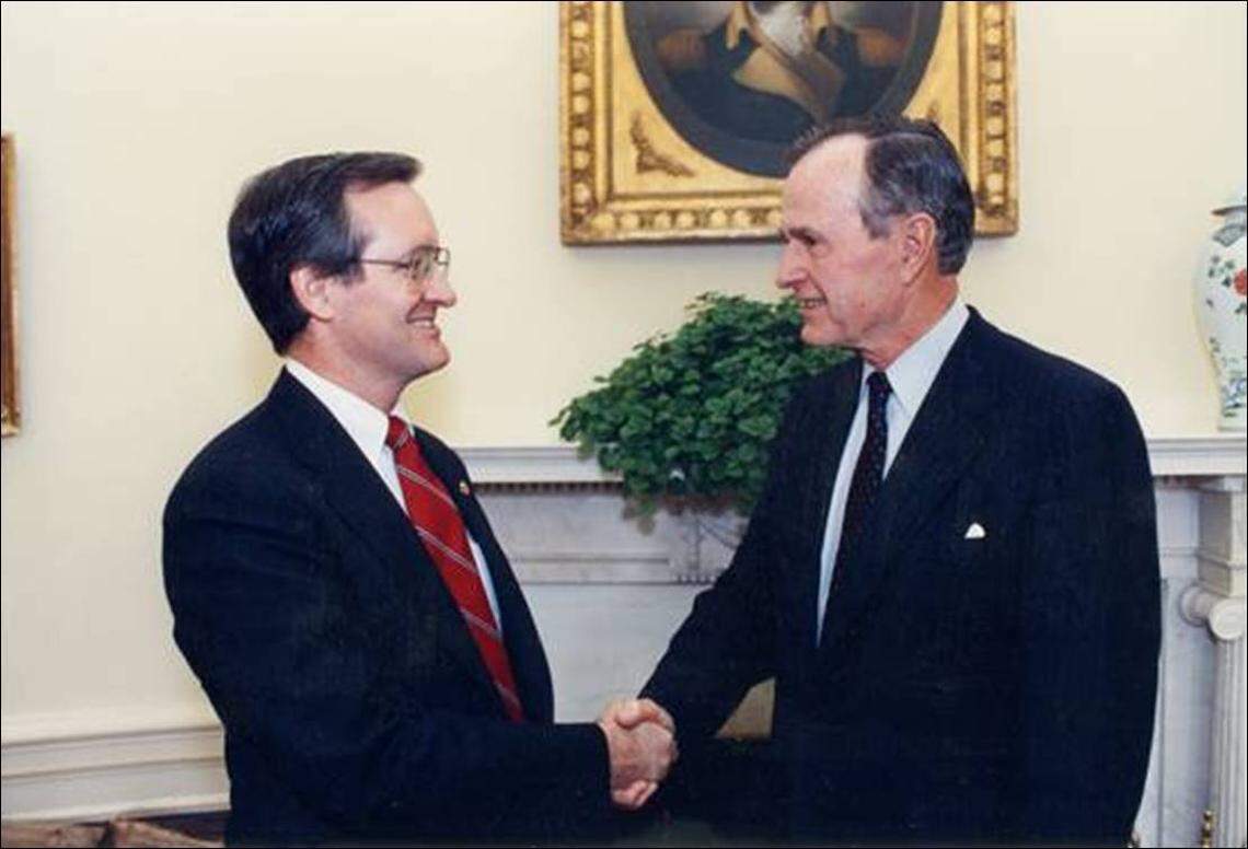 Mike Crapo and President George H.W. Bush