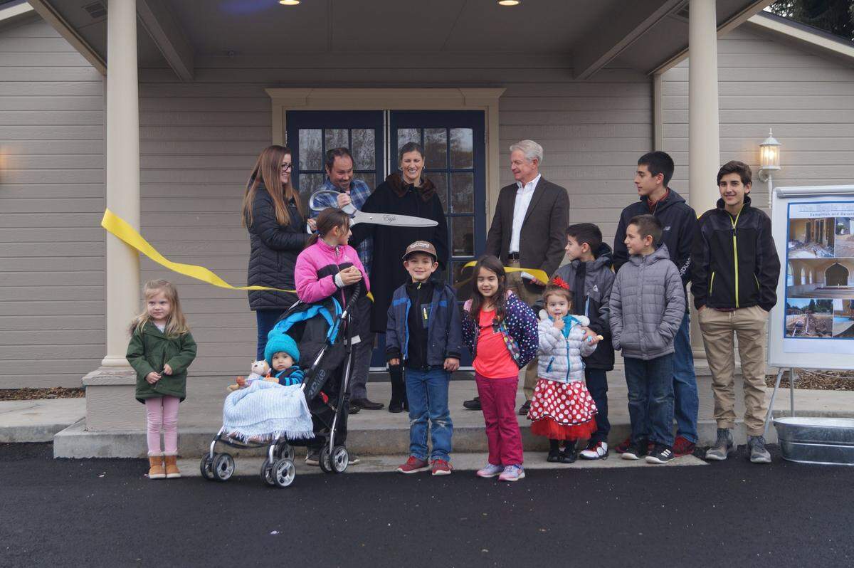 Eagle City Council members Miranda Gold, Kenny Pittman and Jill Mitchell stand beside Mayor Stan Ridgeway at a ribbon-cutting event for the Eagle Landing project in December. Mitchell and Ridgeway lost their bids for re-election.