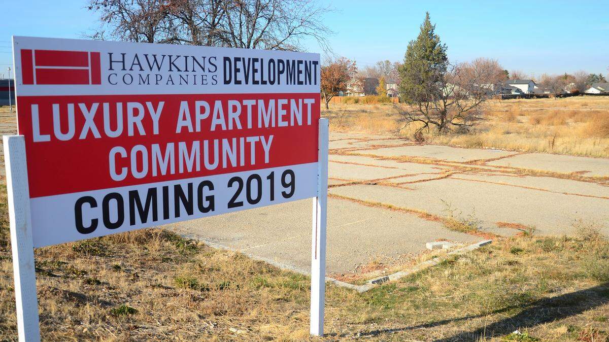The Hawkins Cos. plans to build 272 luxury apartments on West Fairview Avenue, just east of Cloverdale Road.