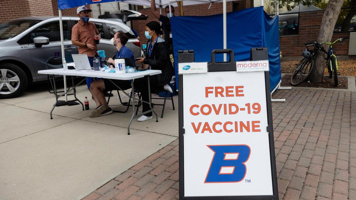 Boise State University was one of a handful of universities in Idaho that would have been impacted by the Biden administration’s COVID-19 vaccine mandate for federal contractors. A federal judge temporarily halted the mandate Tuesday.