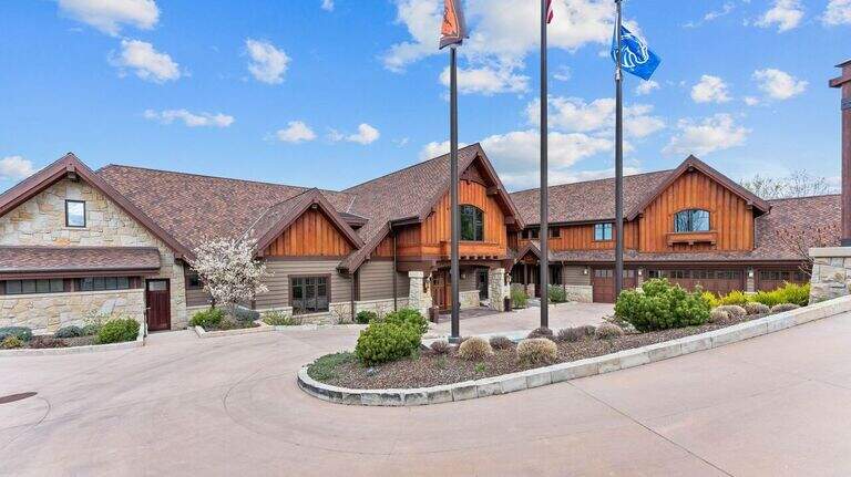 These two homes could become the most expensive ever sold in Boise. Take a look inside