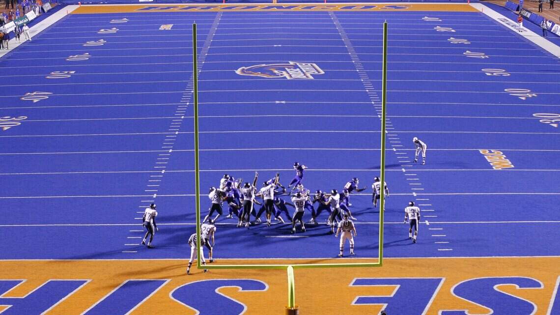 Blue turf provided ‘limelight.’ Boise State created dynamic home-field edge