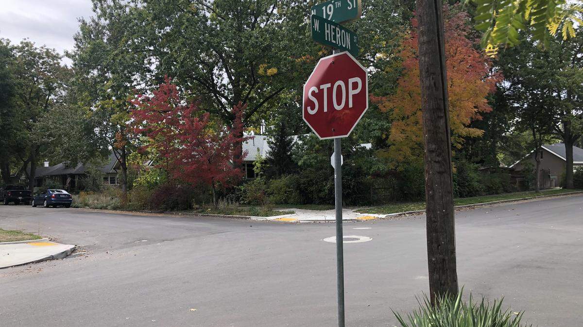 Boise police are investigating a hit-and-run crash that injured a bicyclist Monday.
