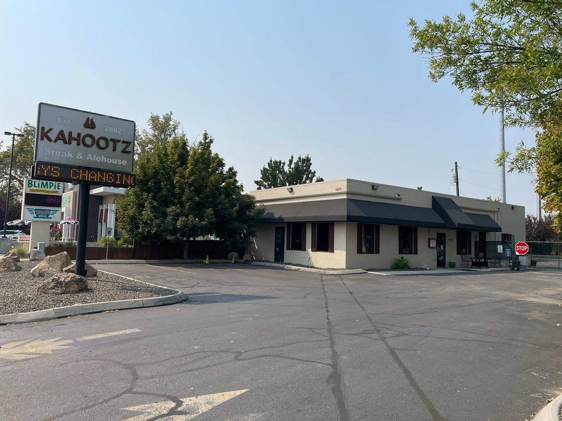 Kahootz Steak and Alehouse in Meridian is back in action with limited hours for now.