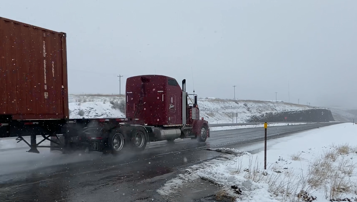 A semi-truck heads down US-95 at Lewiston Hill. The Federal Highway Administration sent a team to look at Idaho roads in 2017, after Idaho Transportation Department staff contacted the agency with concerns about asphalt testing. The FHWA team told ITD that the North Idaho highway already showed “moderate distress” two years after being repaved.