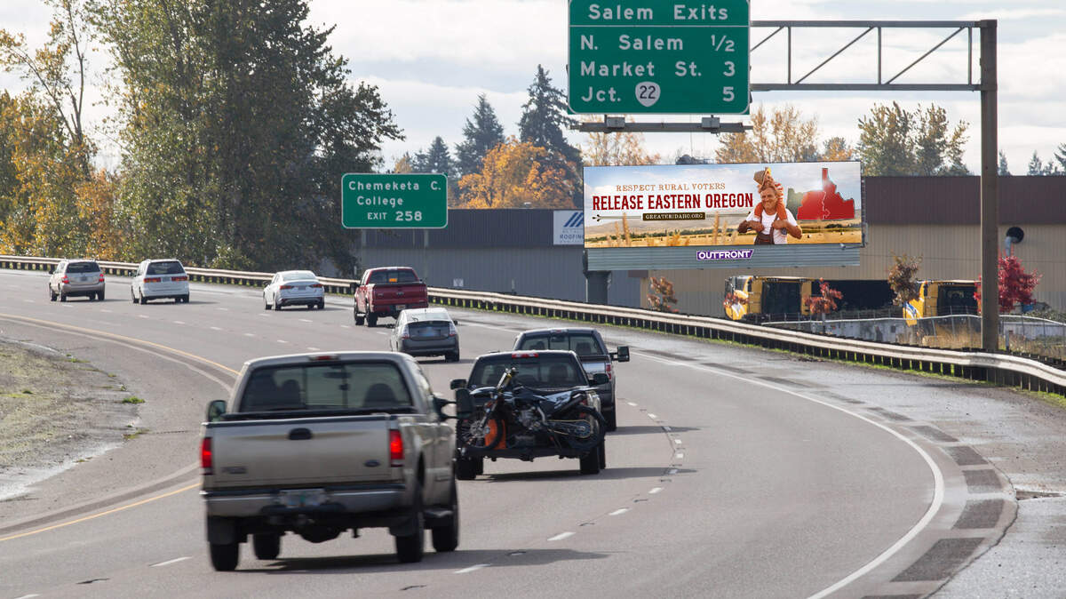 Billboards admonishing Oregon legislators to “Release Eastern Oregon,” have been placed by the Great Idaho Movement in Salem, Oregon, just as legislators are returning to the capital for the legislative session.