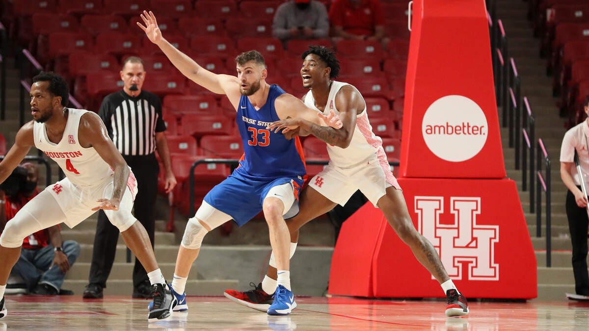 Mladen Armus totaled 11 points and six rebounds in 32 minutes of action in his first game for Boise State.