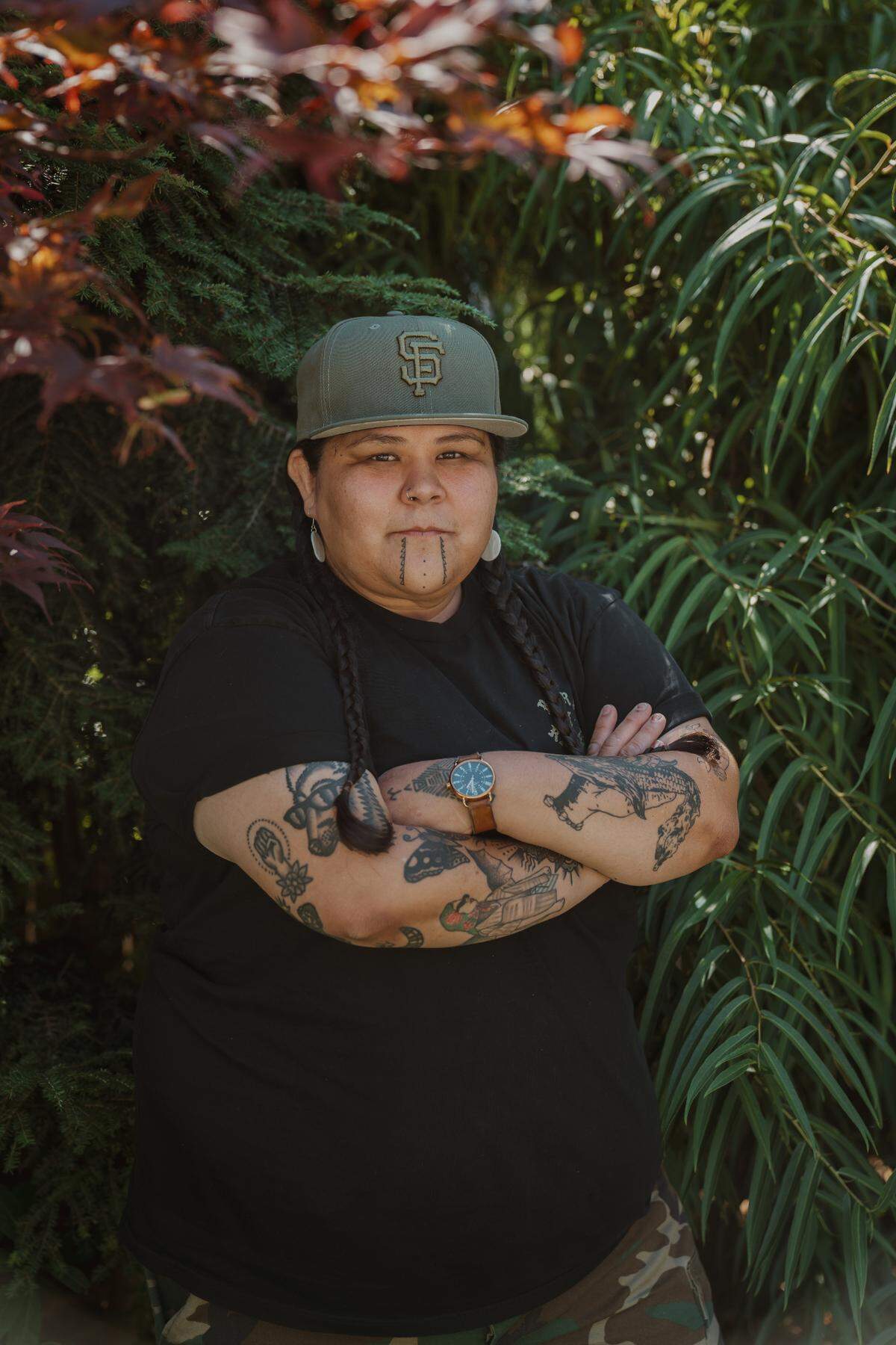 T’leeuh Antone (they/them) at a Hummingbird team meeting at Goldhammer’s house in July.