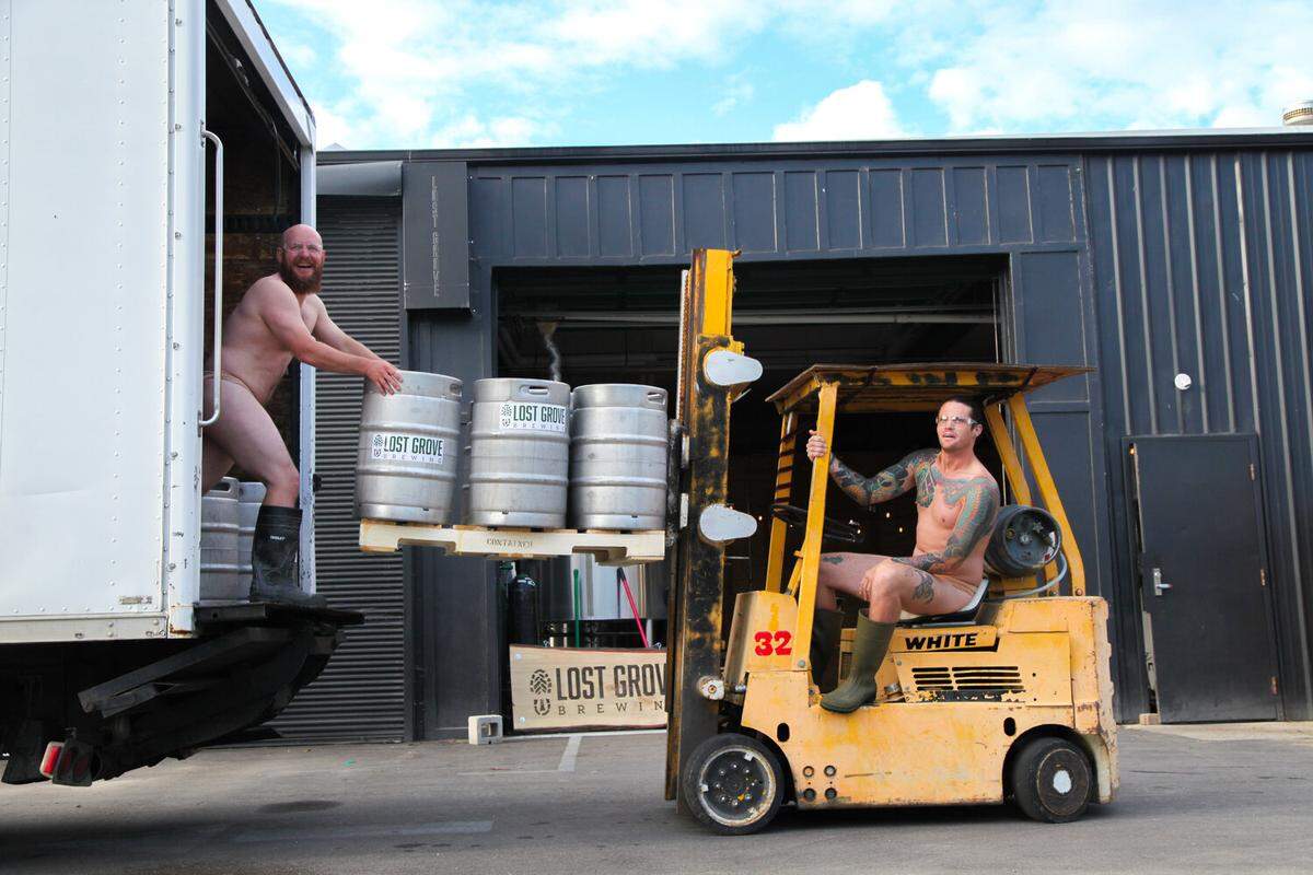 We’re not sure what month this represents in the All Natural Boise Farmers Market Calendar. All we know is somebody lost their pants at Lost Grove Brewing. 