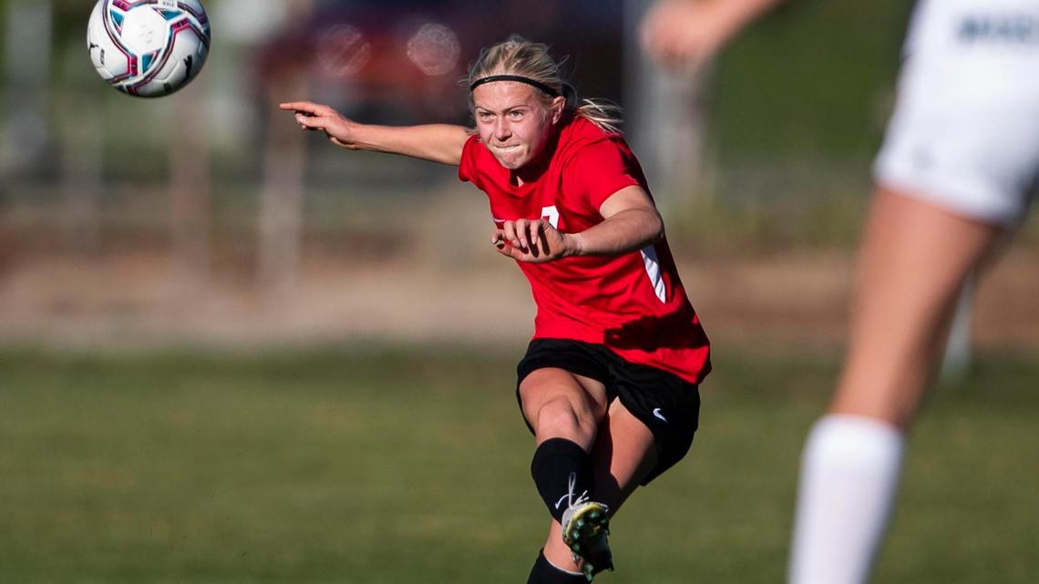 Boise sophomore Sammy Smith passes to center against Eagle in a 5A SIC girls soccer game Sept. 30 at Fort Boise. Smith is one of just 36 soccer players nationwide invited to attend training camp for the Under-17 U.S. Women’s National Team.