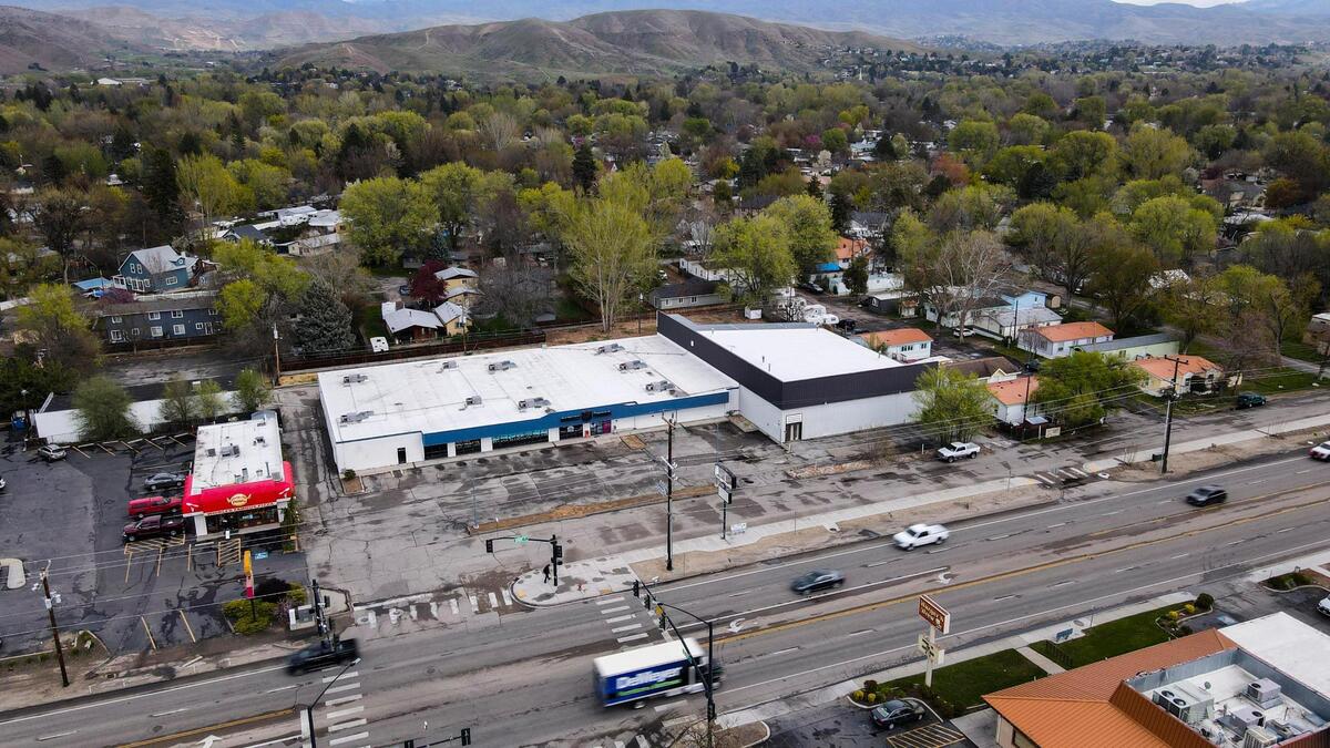 Aerial view of the former Salvation Army store and service center on State Street. Interfaith Sanctuary plans to move its homeless shelter to the site at 4306 W. State St.