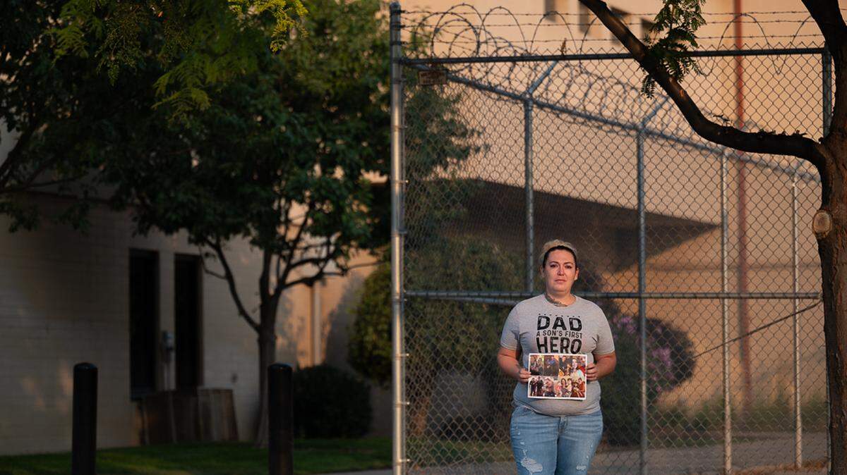 Paula Riley warned Canyon County jail deputies that her husband, Tim, was suicidal. Two days later, he hanged himself in the shower. She said the jail still hasn’t answered her questions about what happened.