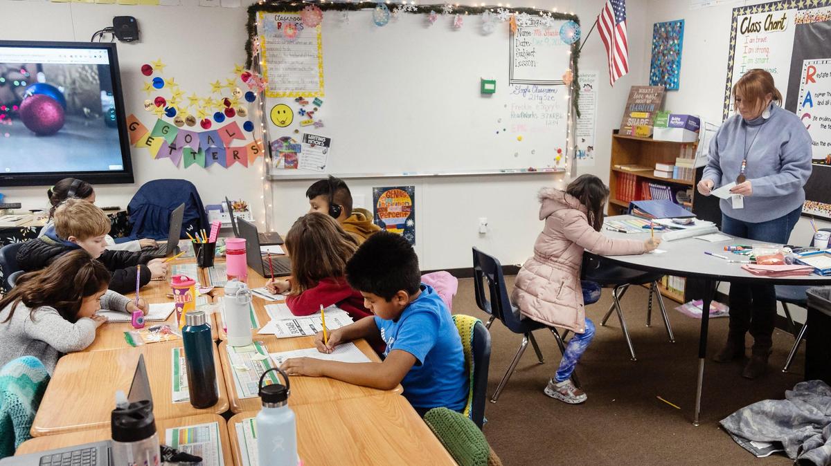 Idaho teachers are used to having between 20-30 students, according to the state average class size. Lakevue’s teachers have 30 or more.