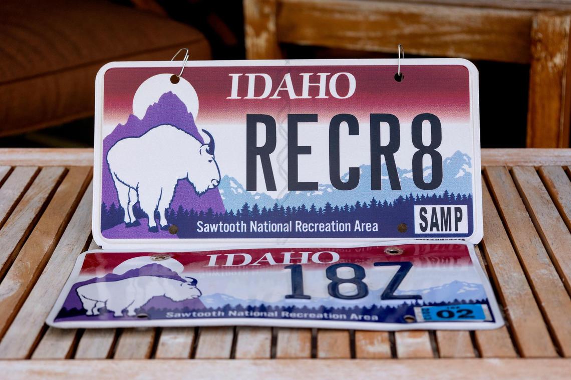 This Idaho license plate supports the Sawtooth National Recreation Area.