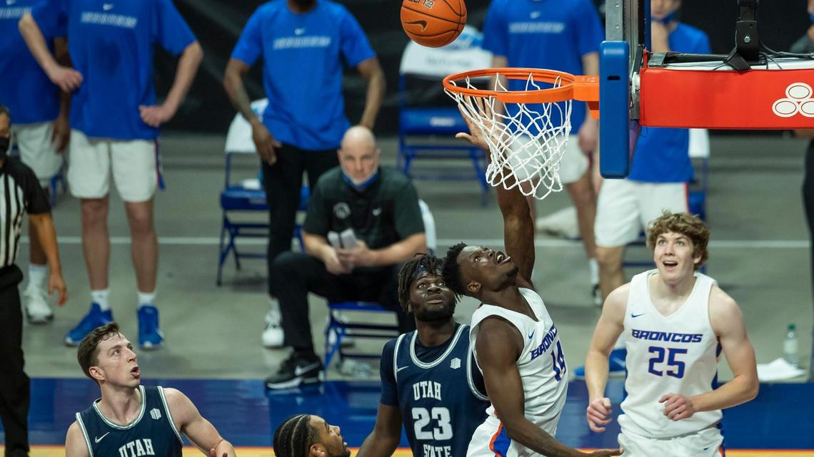 Guard Emmanuel Akot is one of 12 returners for the Boise State men’s basketball team this season. The Broncos released their 2021-22 TV schedule on Thursday.