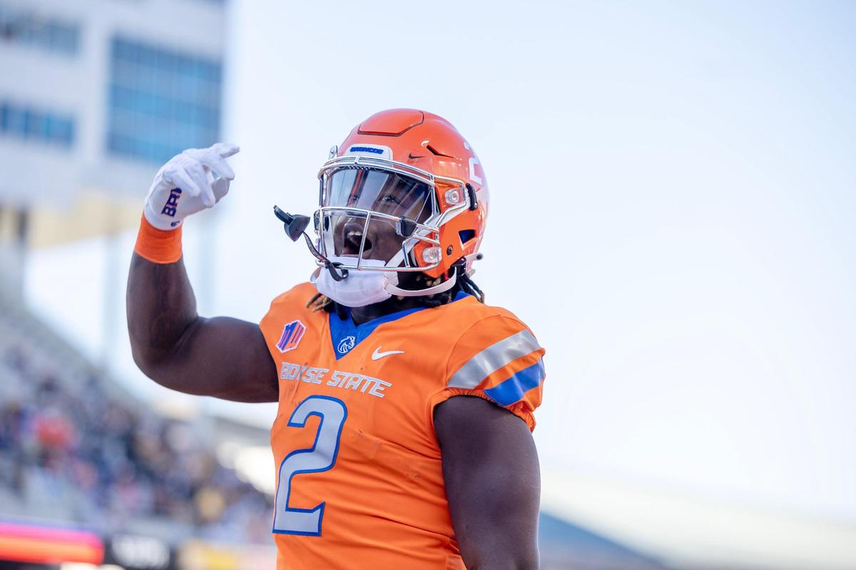 Boise State running back Ashton Jeanty signals to the crowd to make some noise in the first quarter of their game against Wyoming at Albertsons Stadium, Saturday, Oct. 28, 2023.