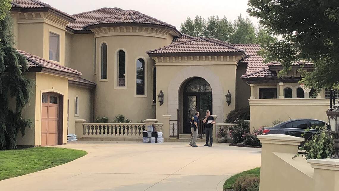 Meridian man says he’ll pay $9.5M to Apple, Samsung for selling fake devices on Amazon