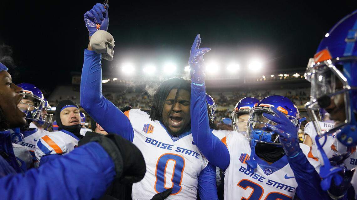 Boise State safety JL Skinner declared for the NFL Draft on Tuesday.