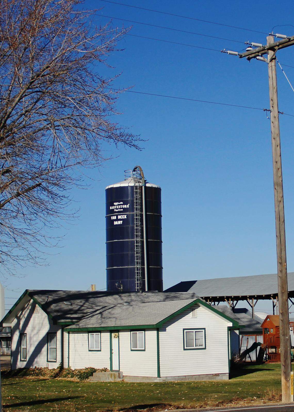 Dora and Evert van Beek raised dairy cows on their farm for nearly six decades. Five years ago, the couple sold their cattle, and they hope their land isn’t next.