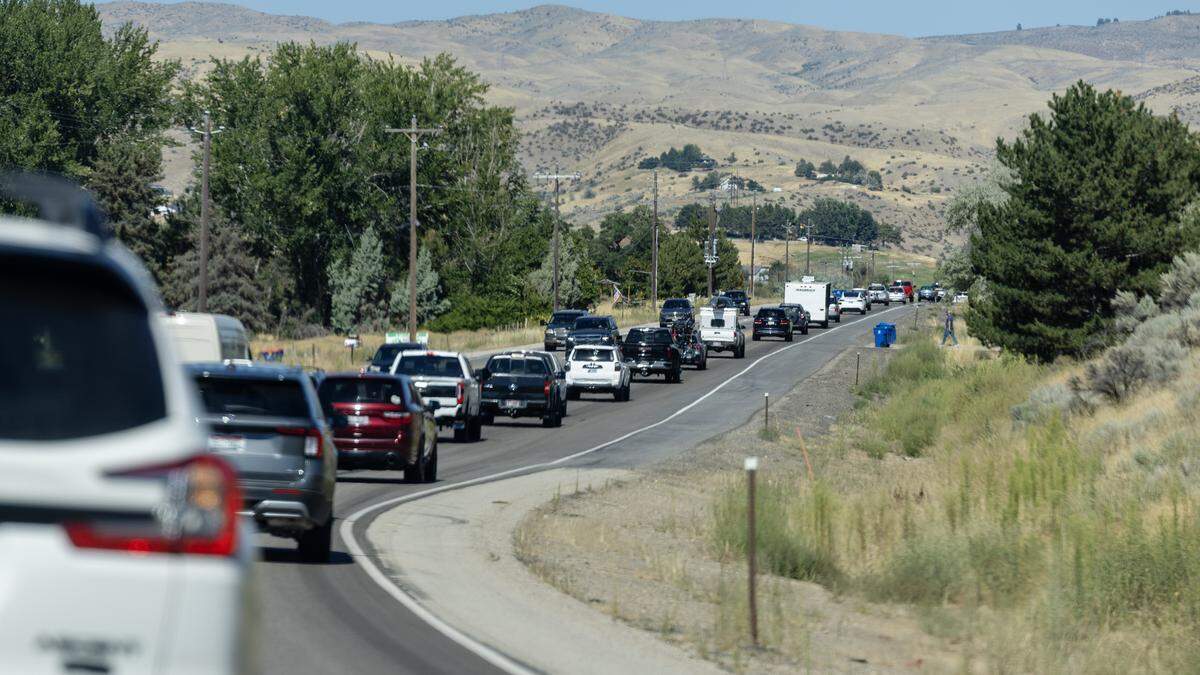 Traffic backs up heading out of the Treasure Valley north on State Highway 55 in Eagle, August 15, 2025.