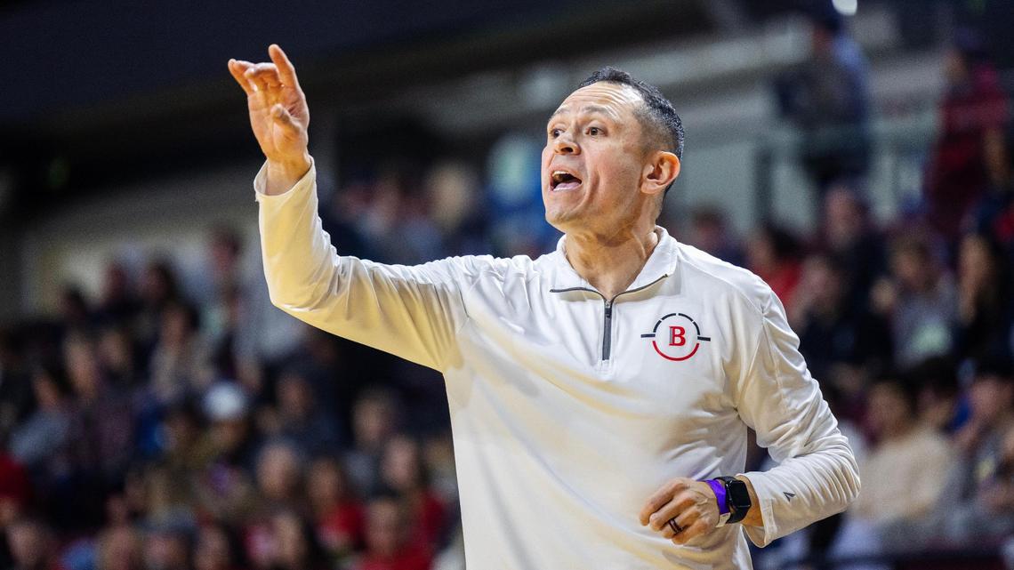 A ‘life mentor’ to players, Boise basketball coach steps down after 11 seasons