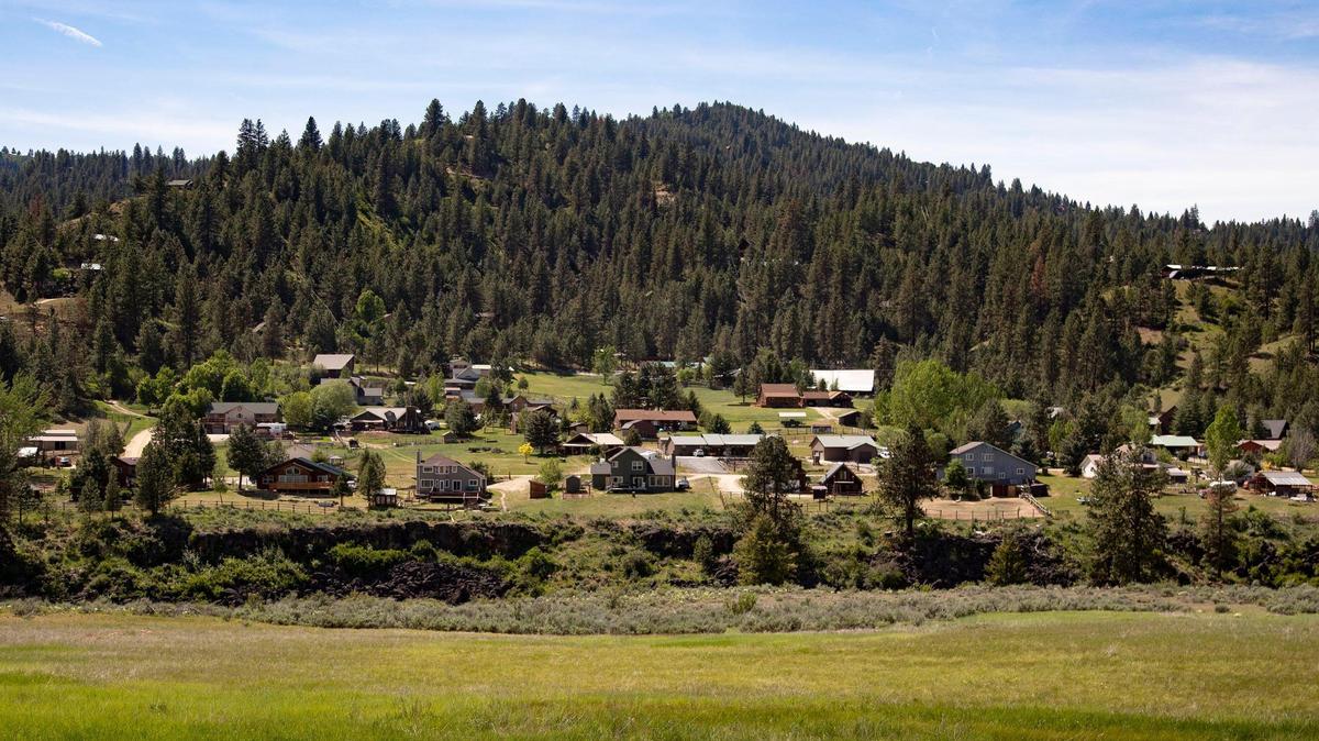 Homes on the wildland urban interface in Boise