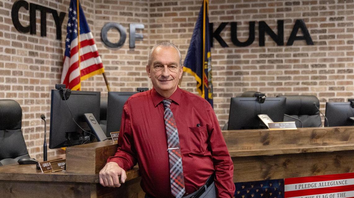 Kuna Mayor Joe Stear is pictured at Kuna City Hall in 2023.