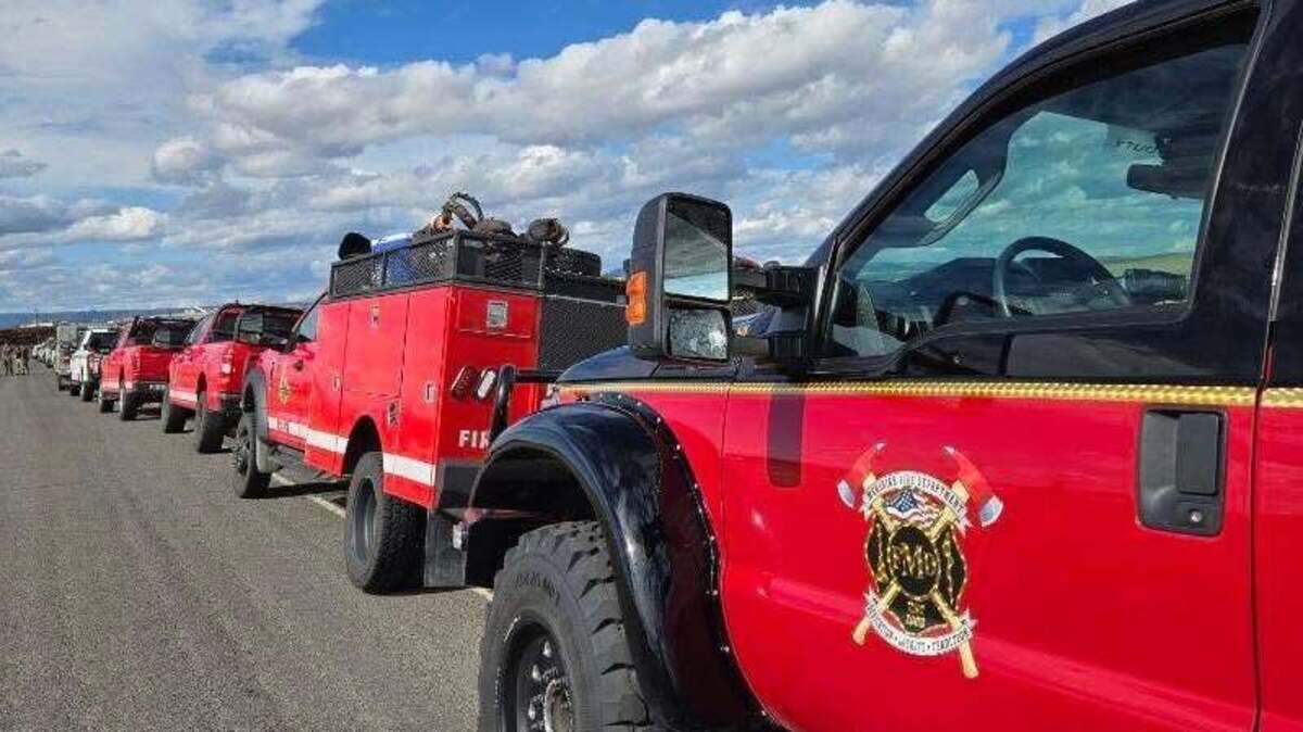 A structure fire in a Meridian neighborhood left 10 people displaced, according to the city’s fire department.