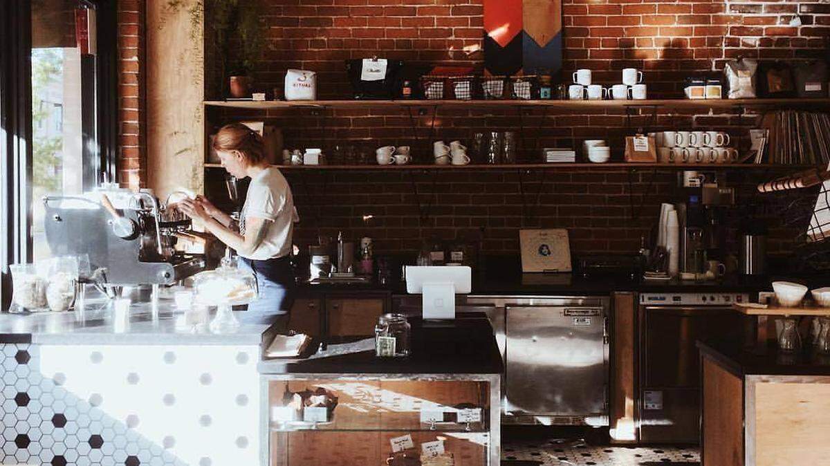 Slow by Slow describes itself as a “multi-roaster coffee bar.”