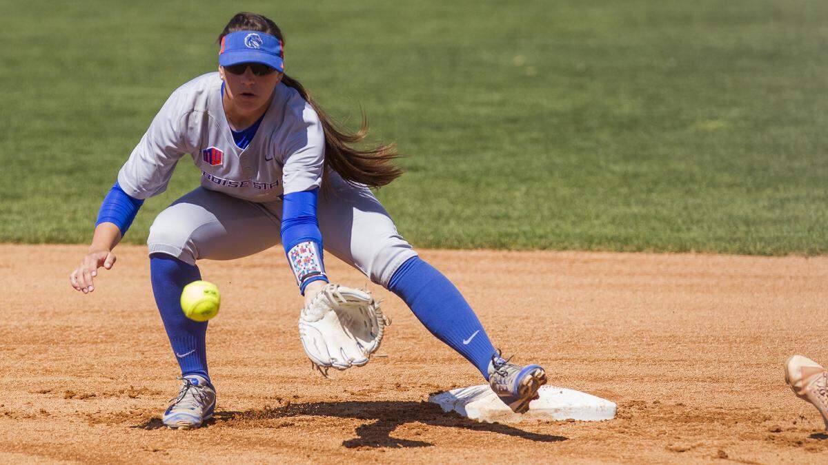 Boise State senior shortstop Rebekah Cervantes is the reigning 2018 Mountain West Conference’s Player of the Year.