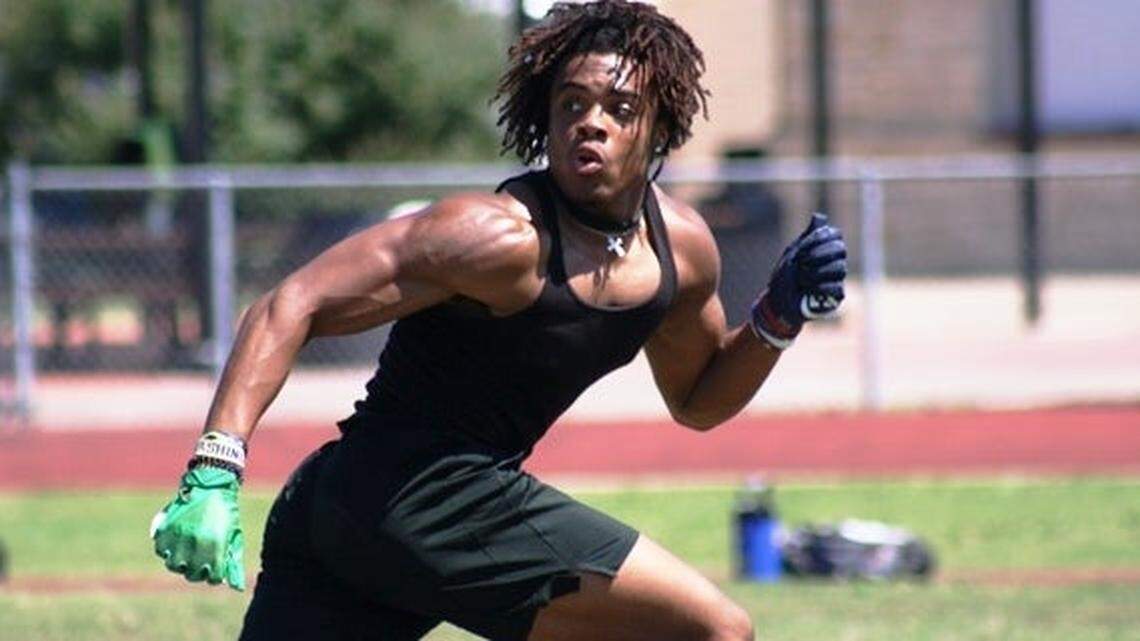 Safety Zion Washington announced his verbal commitment to Boise State on Tuesday.