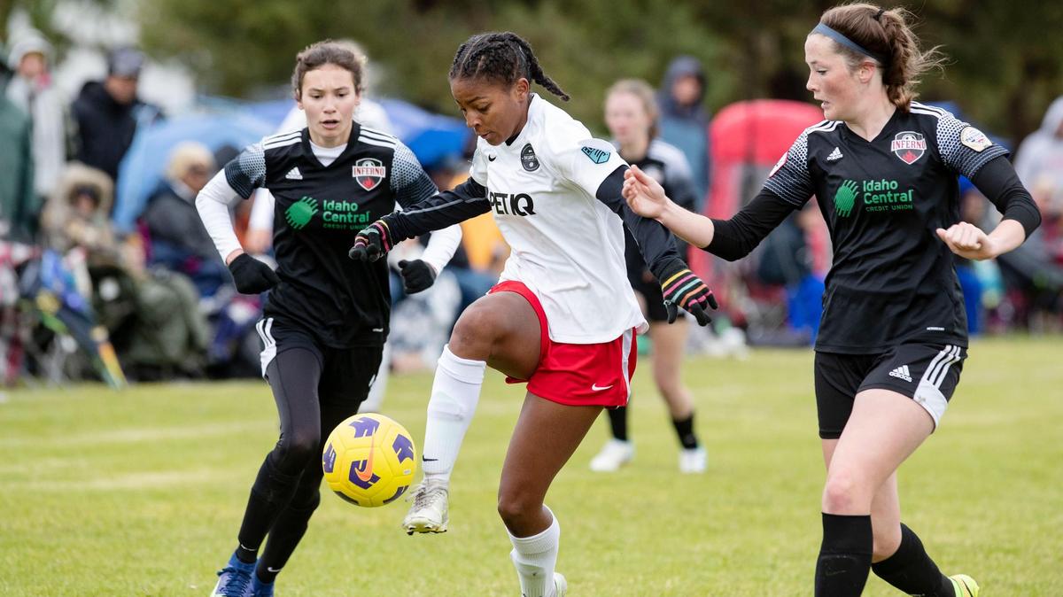 Asia Lawyer of the Boise Thorns controls the ball against 05 Girls Inferno Copa in the Idaho Youth Soccer State Cup at Boise’s Simplot Sports Complex on Monday. Lawyer, an incoming senior at Centennial High, has verbally committed to play at Boise State.