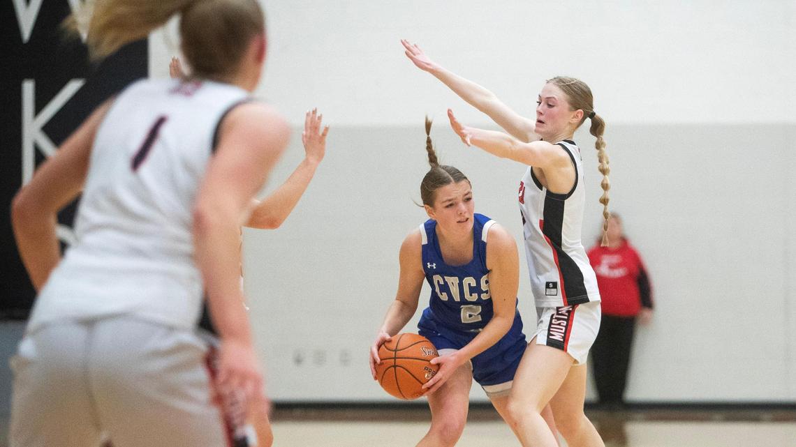 Cole Valley Christian freshman Tessa Orcutt waits for a passing lane Tuesday in the 2A District Three Tournament championship.