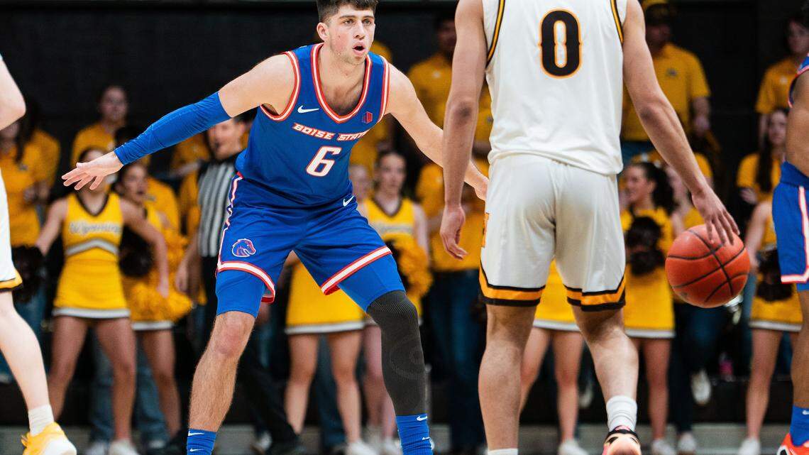 Goodbye, Laradise: Boise State’s final trip to sky-high Wyoming ends with big W