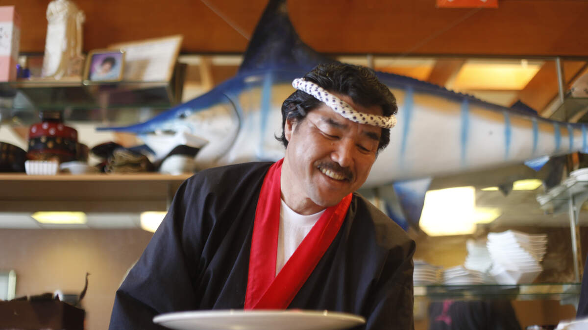 Shigeki Matsuzawa prepares a sushi dish at Shige Japanese Cuisine in this 2010 photo. Shige was one of several Downtown restaurants to close in 2018.