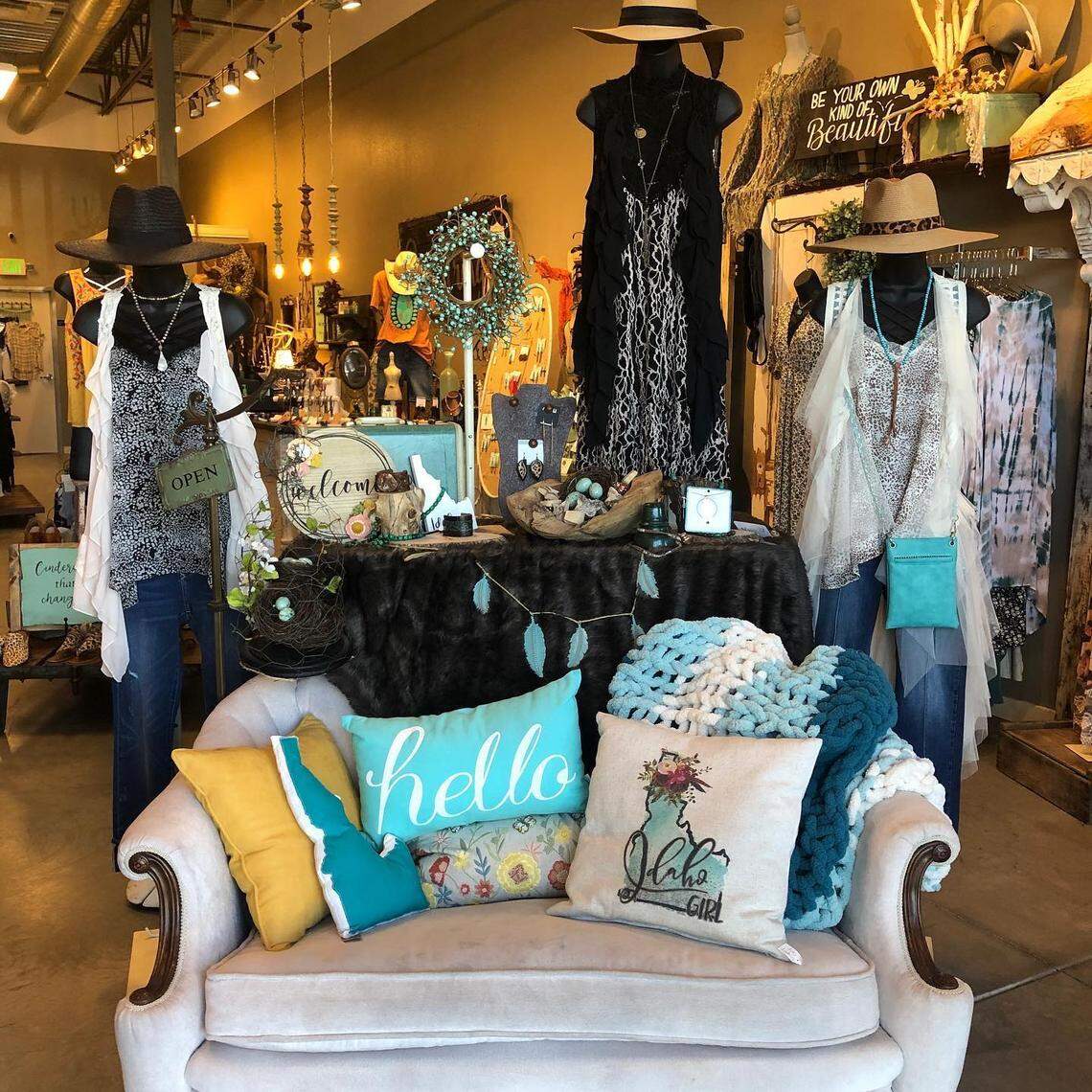 Blue Fringe Boutique in Meridian is the Best Women’s Clothing Store in the Idaho Statesman’s 2020 Best of Treasure Valley.