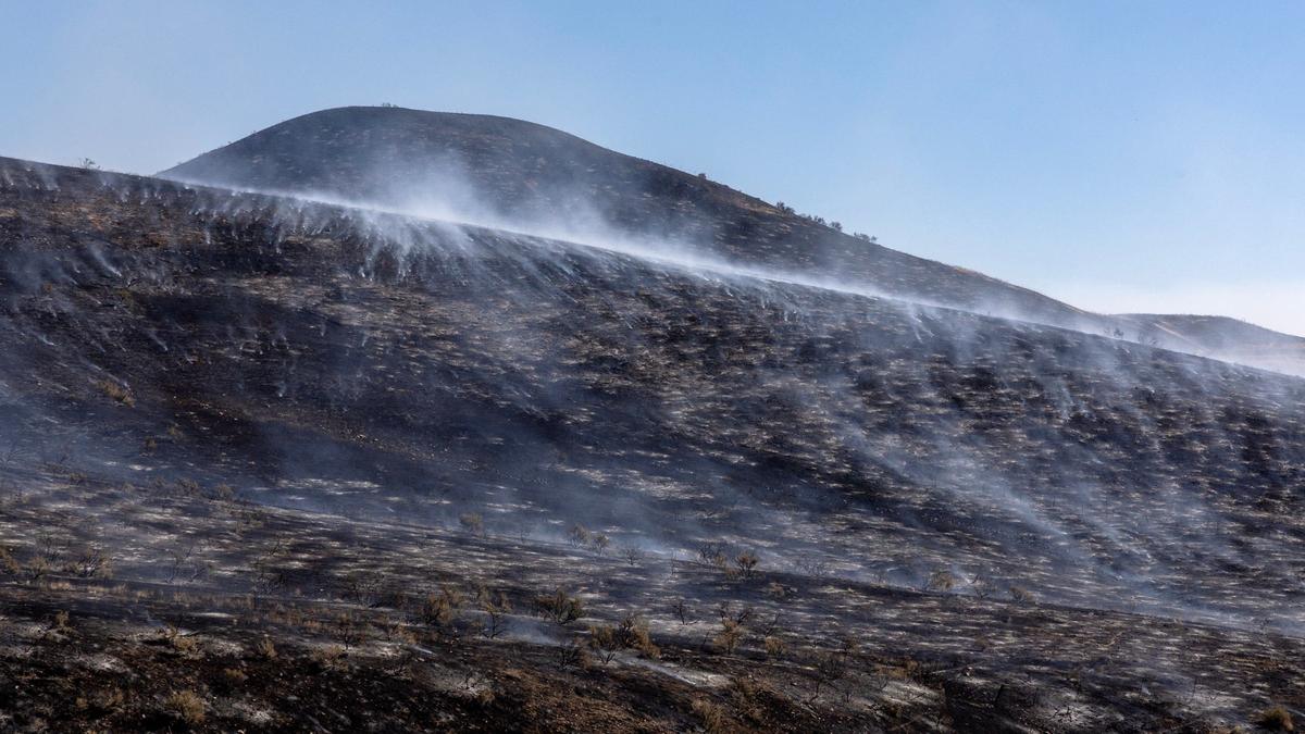 The Boise Foothills smolder from the Valley Fire.