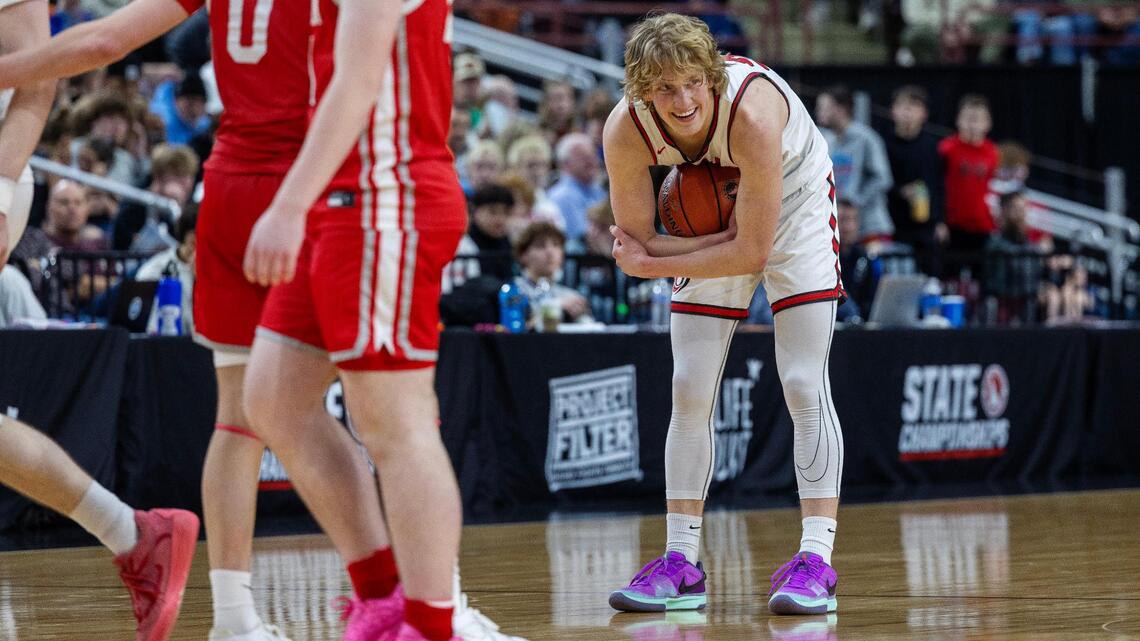 Owyhee’s star struggled. It didn’t matter. How the Storm made the 5A state finals anyway