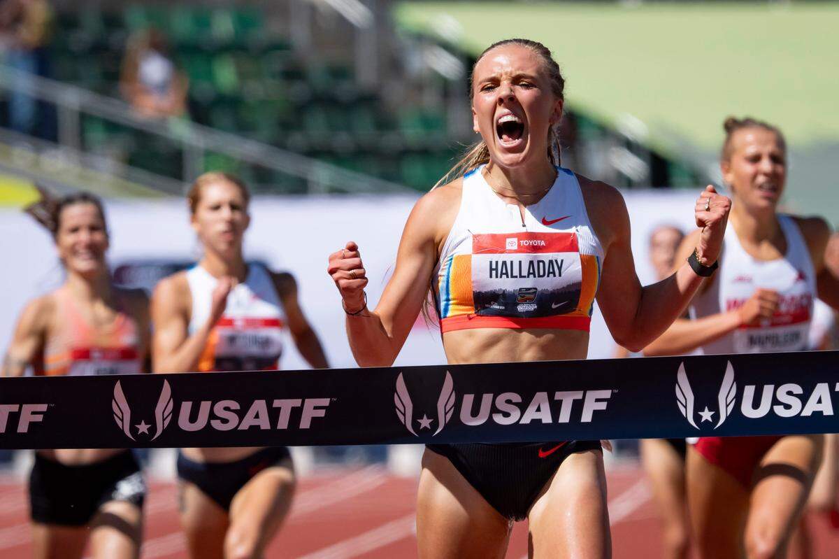 Lexy Halladay-Lowry wins the women's 3,000-meter steeplechase during day three of the USATF Outdoor & Para National Championships at Hayward Field in Eugene on Aug. 2, 2025.