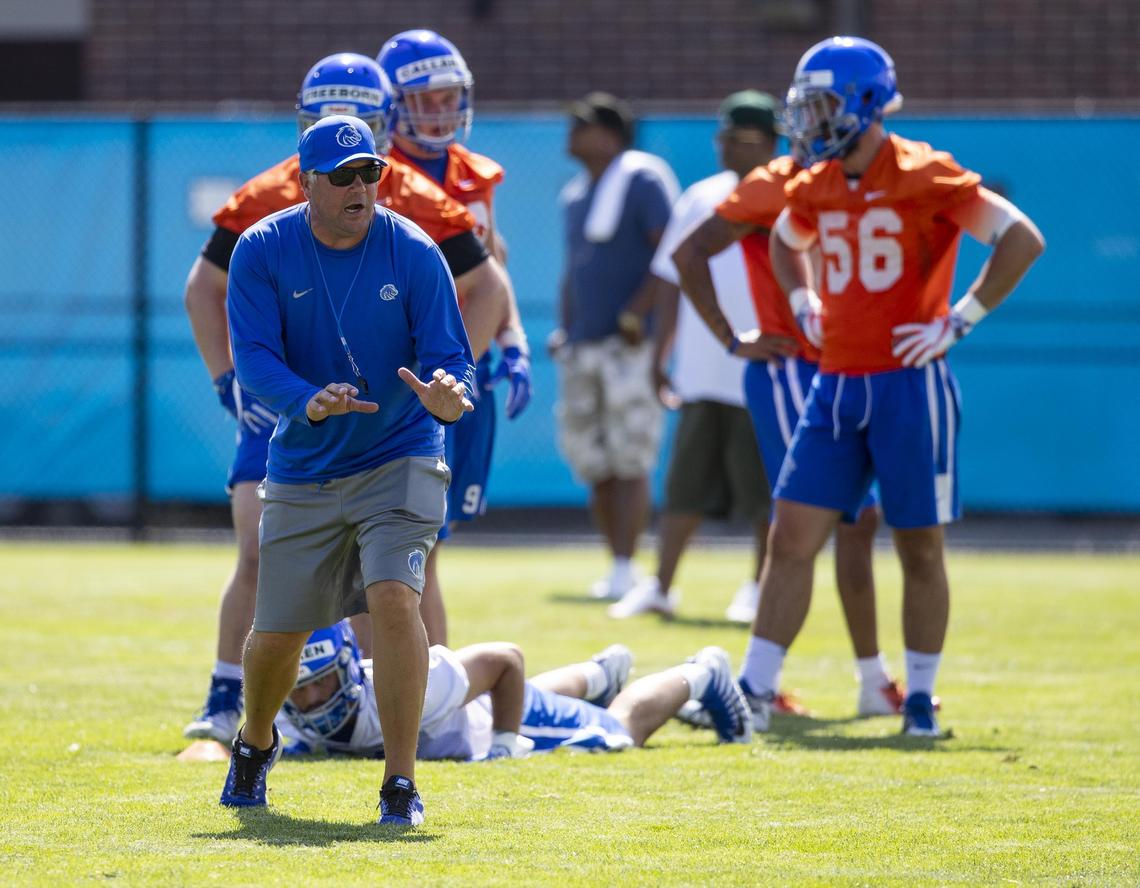 Boise State tight ends coach Kent Riddle at the Broncos’ fall camp Friday, Aug. 2, 2019.