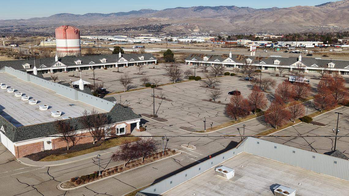 The Boise Factory Outlets appear deserted on Dec. 31.