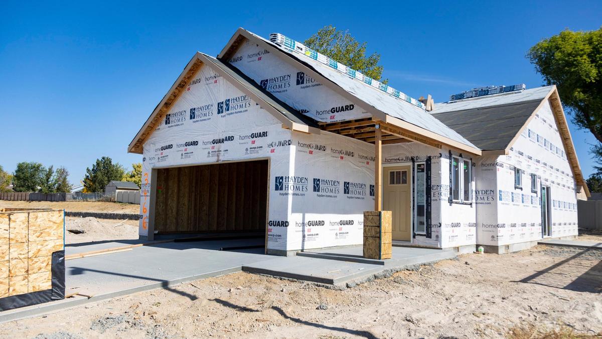 This home on South Garibaldi Avenue in Meridian is 1,201 square feet, and it has a pending contract.