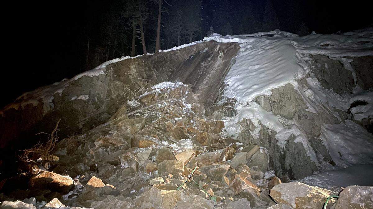 A rockslide occurred on Idaho 55 between Smiths Ferry and Round Valley Road on Saturday night.