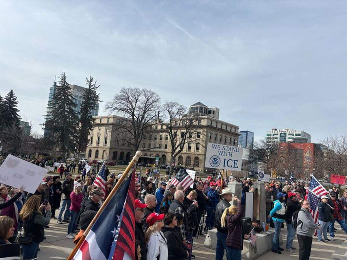 A pro-ICE rally was organized by the Idaho Liberty Dogs on Saturday afternoon at the Idaho Capitol building.