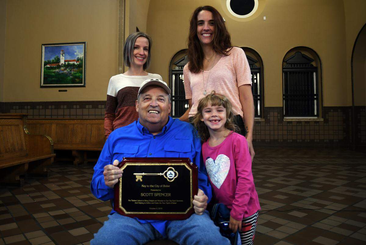 Scott Spencer received a Key to the City from Boise Mayor David Bieter in honor of his work with the balloon classic. “I doubt there’s a single Boisean who hasn’t paused early in the morning to watch one of those balloons float over the city with a smile on their face,” Bieter said.