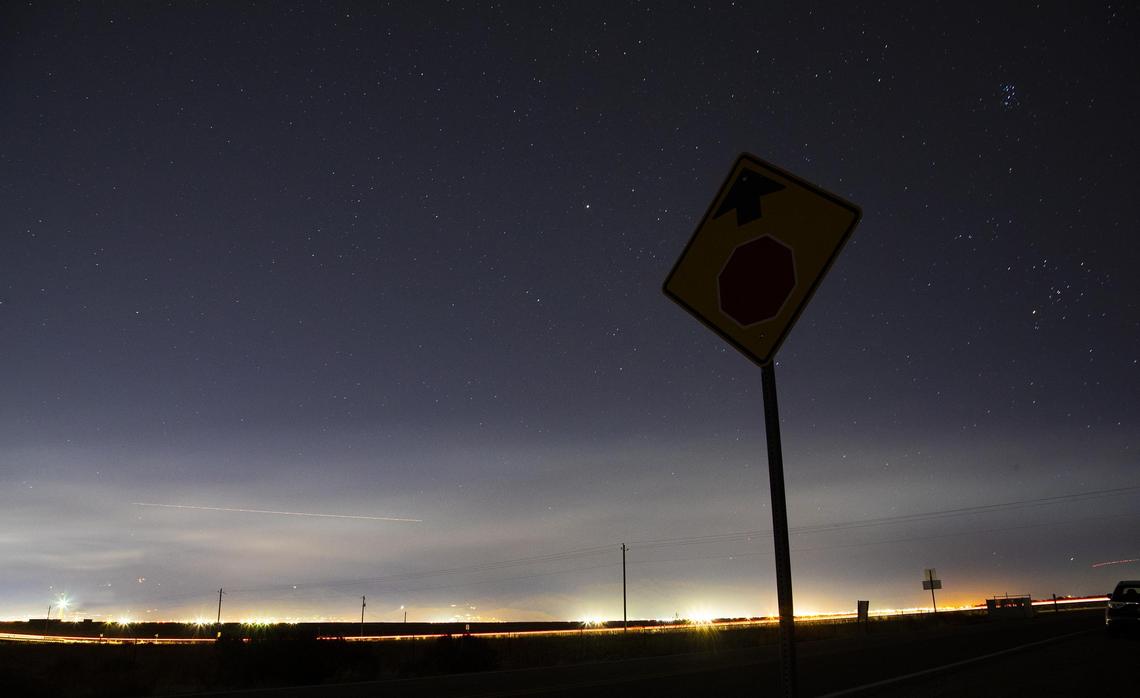 The amount of light noise above Boise is revealed in 30-second exposure south of the Boise Airport at around 8:00 p.m.-not at dawn.
