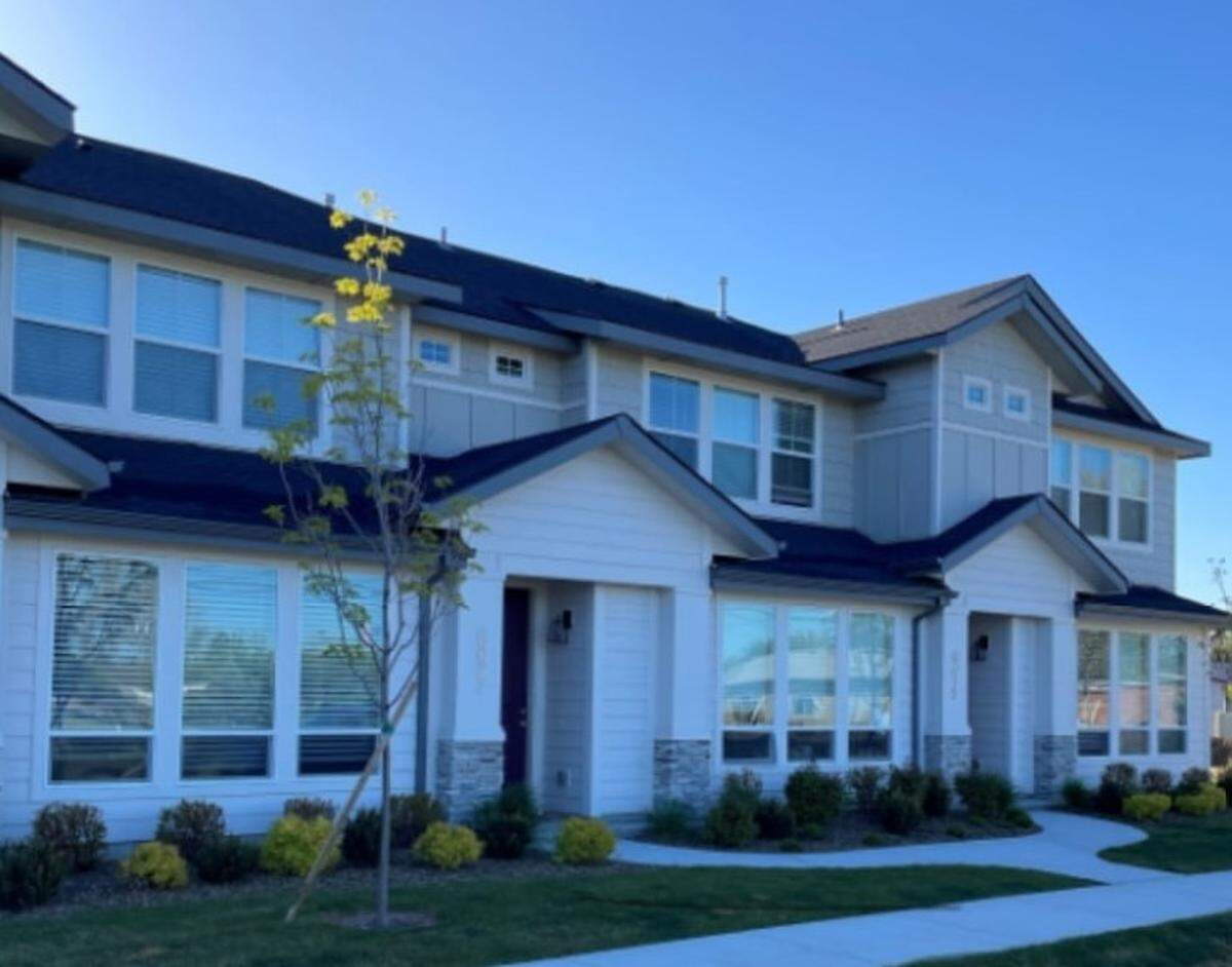 A rendering of the town homes proposed for the Briar Ridge Subdivision. The Meridian City Council will hear the proposal in August.