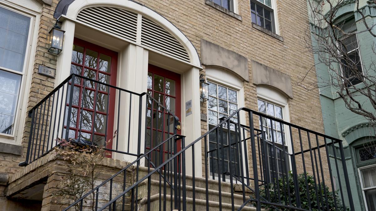 The Capitol Hill condo where the Environmental Protection Agency’s Scott Pruitt has stayed in Washington, D.C. Idaho Sen. Mike Crapo's campaign used the same townhouse 78 times over a four-year period at no cost without reporting it as an in-kind donation, a new letter discloses.