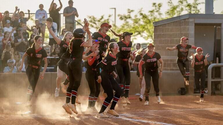 PHOTOS: Owhyee defeats Eagle 4-2 to win 6A District Three softball title